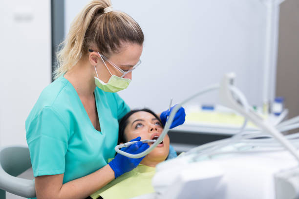 Best Emergency Tooth Extraction in Mayo, MD